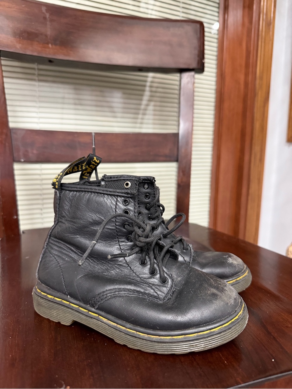 Dr. Martens 1460 Black Leather Boots kids toddler 10